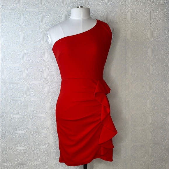 HELLO MOLLY Backstage Passes One
Shoulder Ruffled Dress Bright Red, Size 6 - Picture 3 of 12